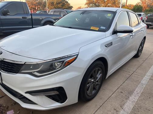 2020 Kia Optima LX