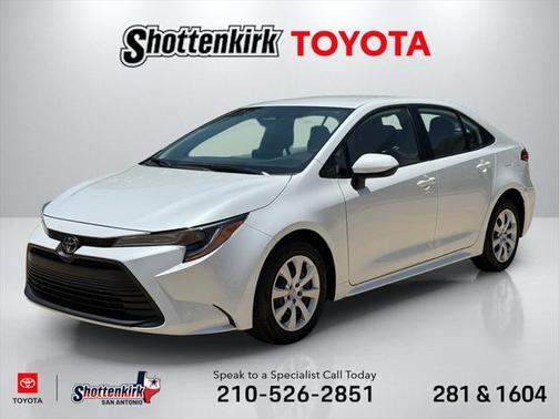 2025 Toyota Corolla LE