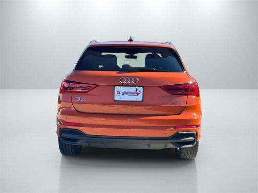 2024 Audi Q3 Premium 45 TFSI S line quattro Tiptronic