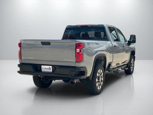 2025 Chevrolet Silverado 2500 Custom