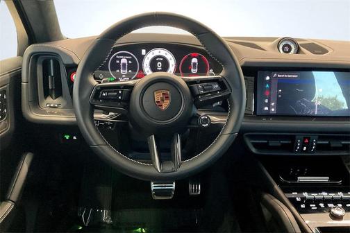 2025 Porsche Cayenne GTS