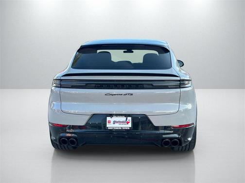 2025 Porsche Cayenne GTS