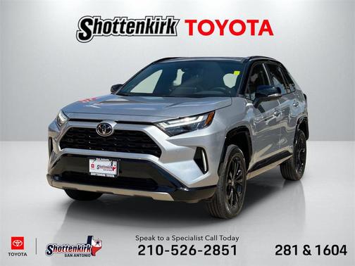 2025 Toyota RAV4 Hybrid SE