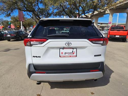 2023 Toyota RAV4 Adventure