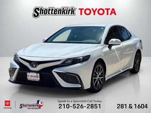 2023 Toyota Camry SE