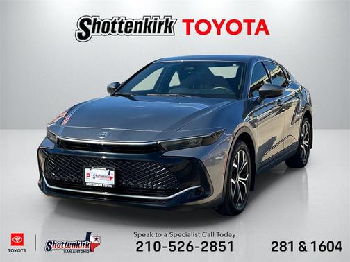 2024 Toyota Crown XLE