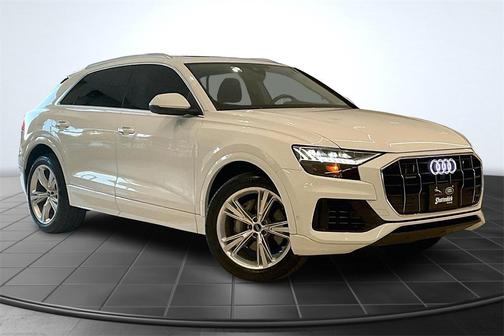 2023 Audi Q8 55 Premium Plus