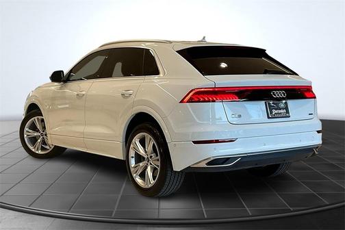 2023 Audi Q8 55 Premium Plus