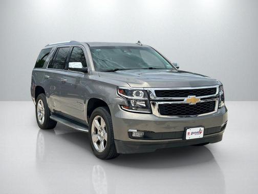 Pepperdust Metallic 2017 Chevrolet Tahoe Premier