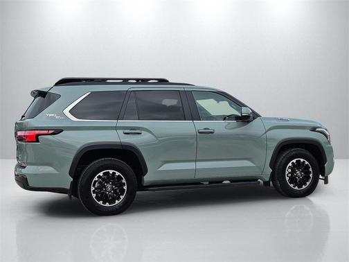 2025 Toyota Sequoia SR5