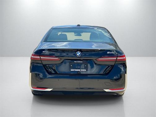 2024 BMW 530 i xDrive