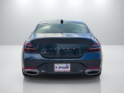 2024 Genesis G70 2.5T RWD