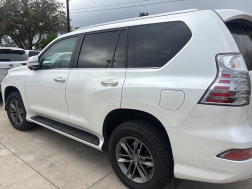 2023 Lexus GX 460 Premium