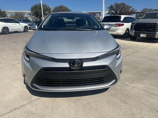 2026 Toyota Corolla Hybrid XLE