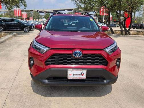 2023 Toyota RAV4 Hybrid XLE Premium