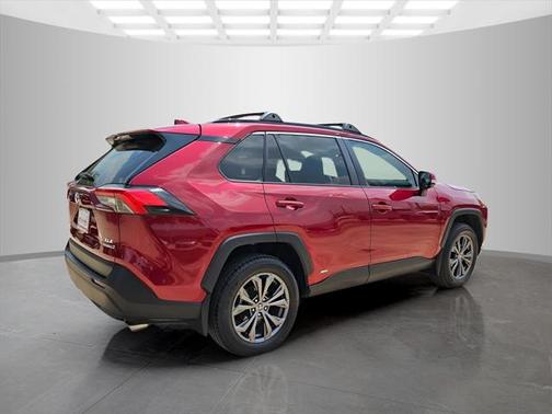 2023 Toyota RAV4 Hybrid XLE Premium