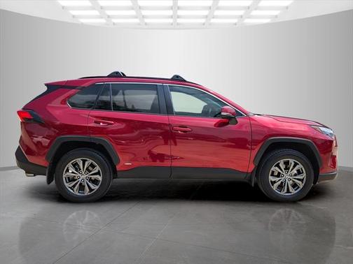 2023 Toyota RAV4 Hybrid XLE Premium