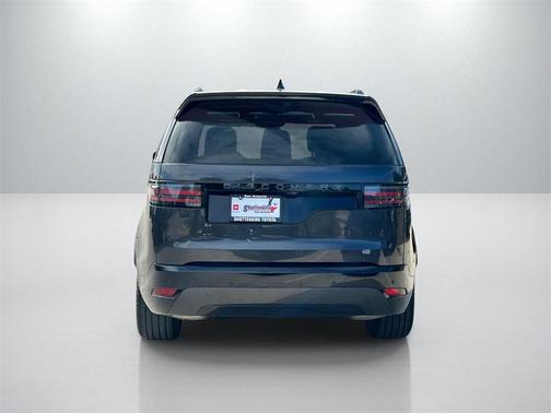 2025 Land Rover Discovery P300 Dynamic SE