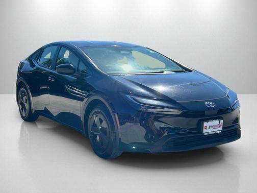 2025 Toyota Prius L