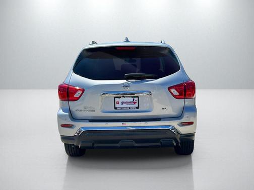 Brilliant Silver Metallic 2020 Nissan Pathfinder SL 2WD