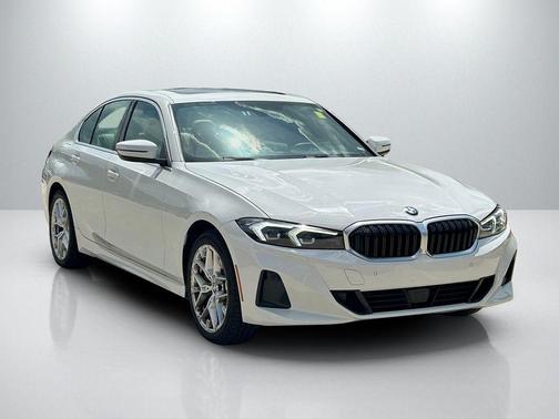 Alpine White 2025 BMW 330 330i