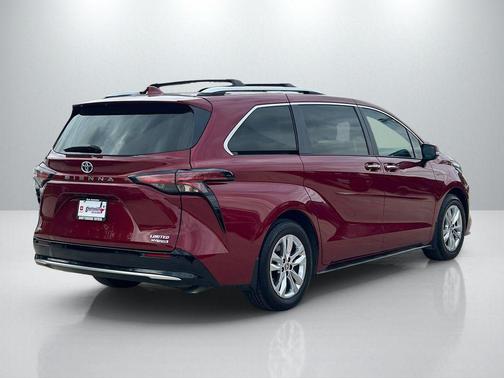 Ruby Flare Pearl 2023 Toyota Sienna Limited