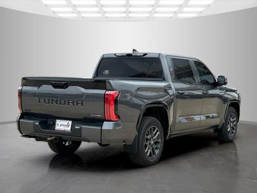2025 Toyota Tundra Hybrid Platinum