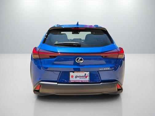 2025 Lexus UX 300h Base