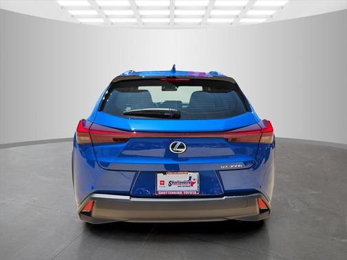 2025 Lexus UX 300h Base