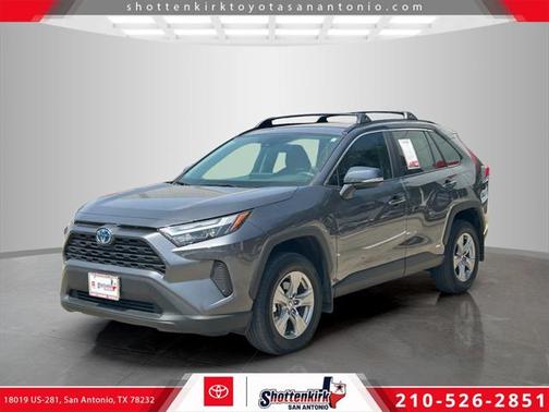 2022 Toyota RAV4 Hybrid XLE