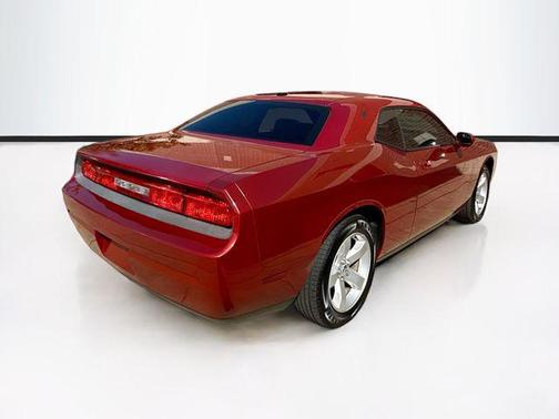 2010 Dodge Challenger SE