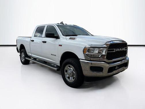 2021 RAM 2500 Tradesman Crew Cab 4x4 6'4' Box