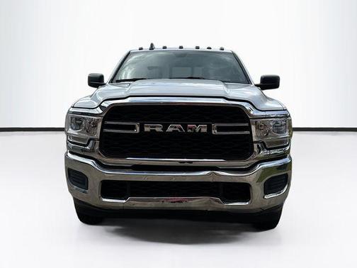 2021 RAM 2500 Tradesman Crew Cab 4x4 6'4' Box