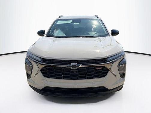 White Sands 2026 Chevrolet Trax FWD 2RS
