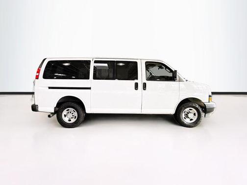 2019 Chevrolet Express 3500 LS