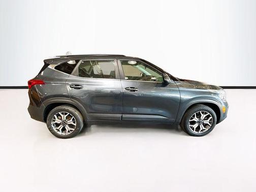 Gravity Gray 2021 Kia Seltos EX