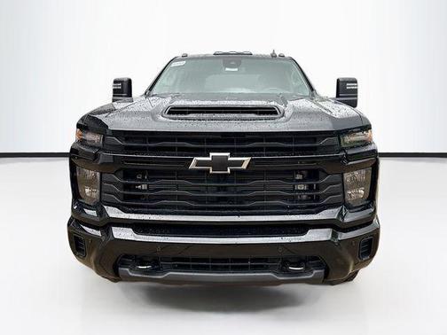 2025 Chevrolet Silverado 2500 Custom
