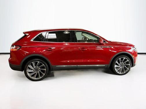 2021 Lincoln Nautilus Reserve