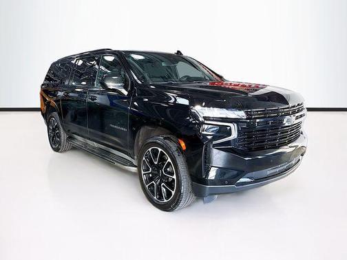 2023 Chevrolet Suburban RST