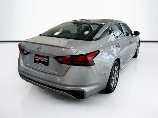 2020 Nissan Altima S FWD