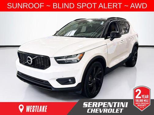 2021 Volvo XC40 T5 R-Design