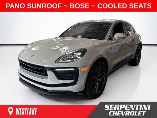 2022 Porsche Macan Base