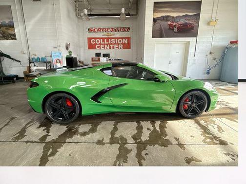 2026 Chevrolet Corvette Stingray w/2LT