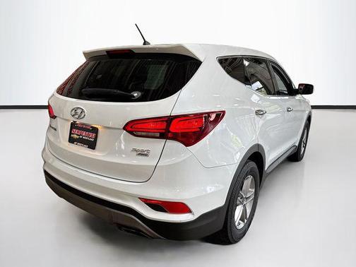 Pearl White 2018 Hyundai Santa Fe Sport 2.4L