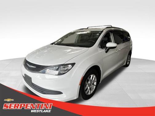 2020 Chrysler Voyager LXI