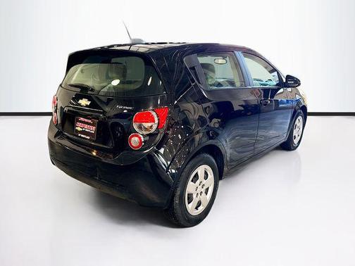 2016 Chevrolet Sonic LS