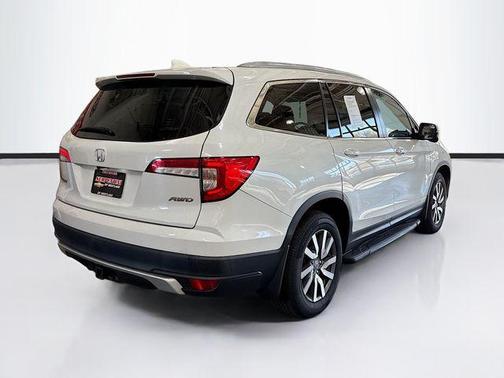 2021 Honda Pilot AWD Black Edition