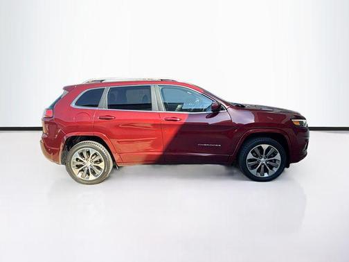 2019 Jeep Cherokee Overland
