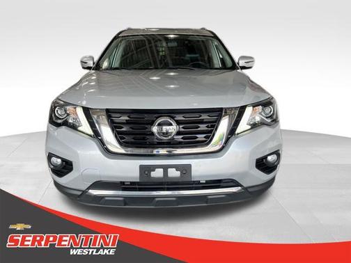 2018 Nissan Pathfinder SL