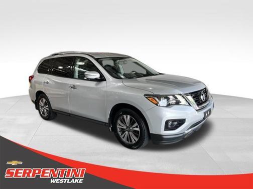 2018 Nissan Pathfinder SL